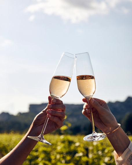 How should you sip French Bloom’s non-alcoholic sparkling wines?