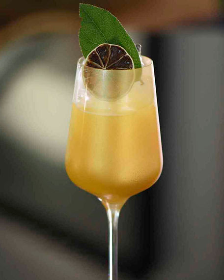 Golden Kick : French Bloom Conscious Cocktails